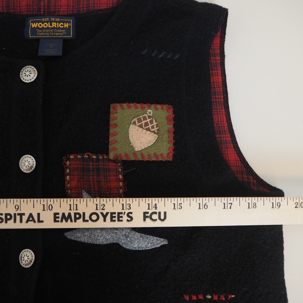 VTG Woolrich 100% Wool Vest Womens M Black Cabin Lodge Embroidered Button Up - Picture 11 of 16